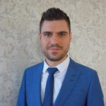 Dr Dimitri Liakos